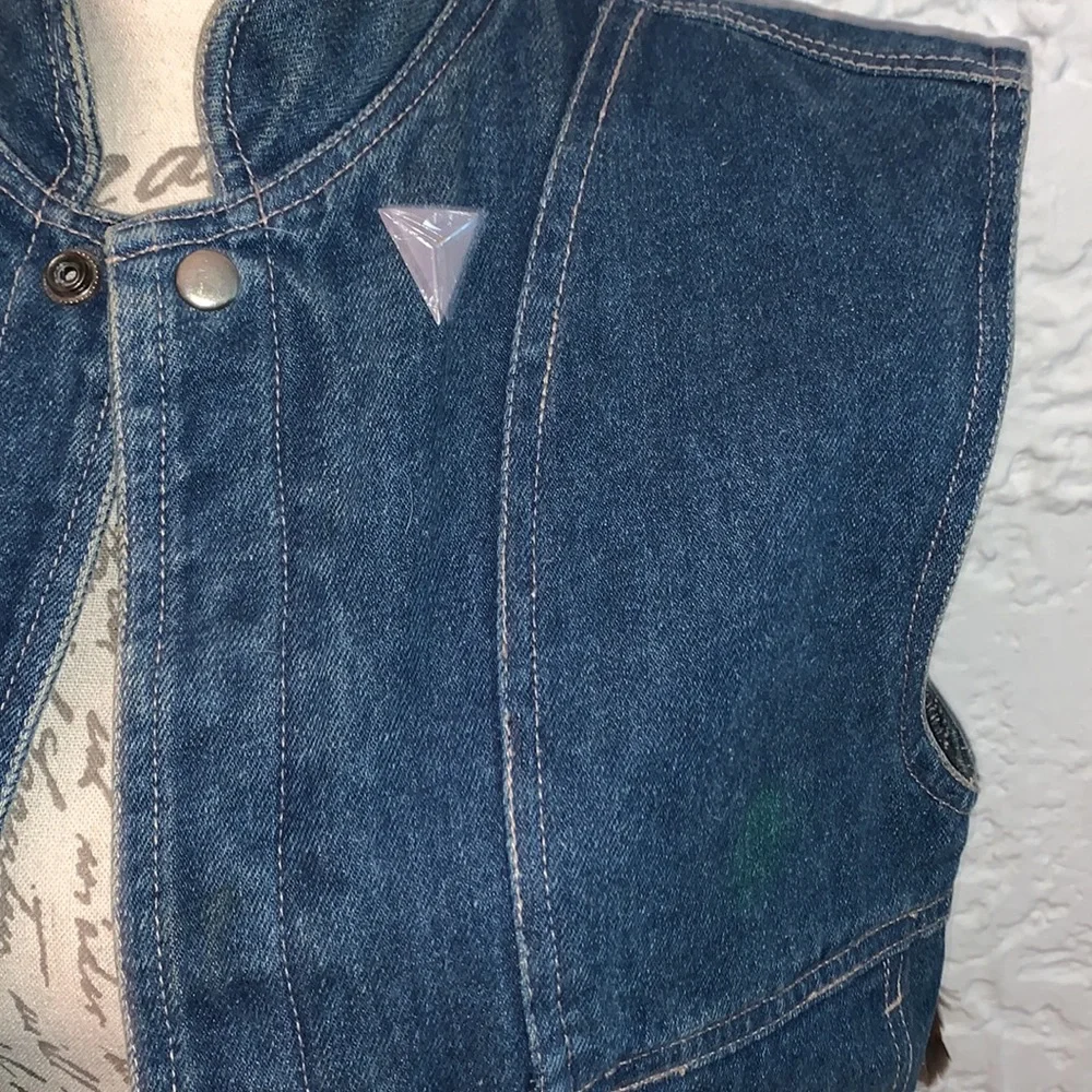 🌈Vintage 80’s Hand Painted Decorated Denim Vest - Picture 9 of 15